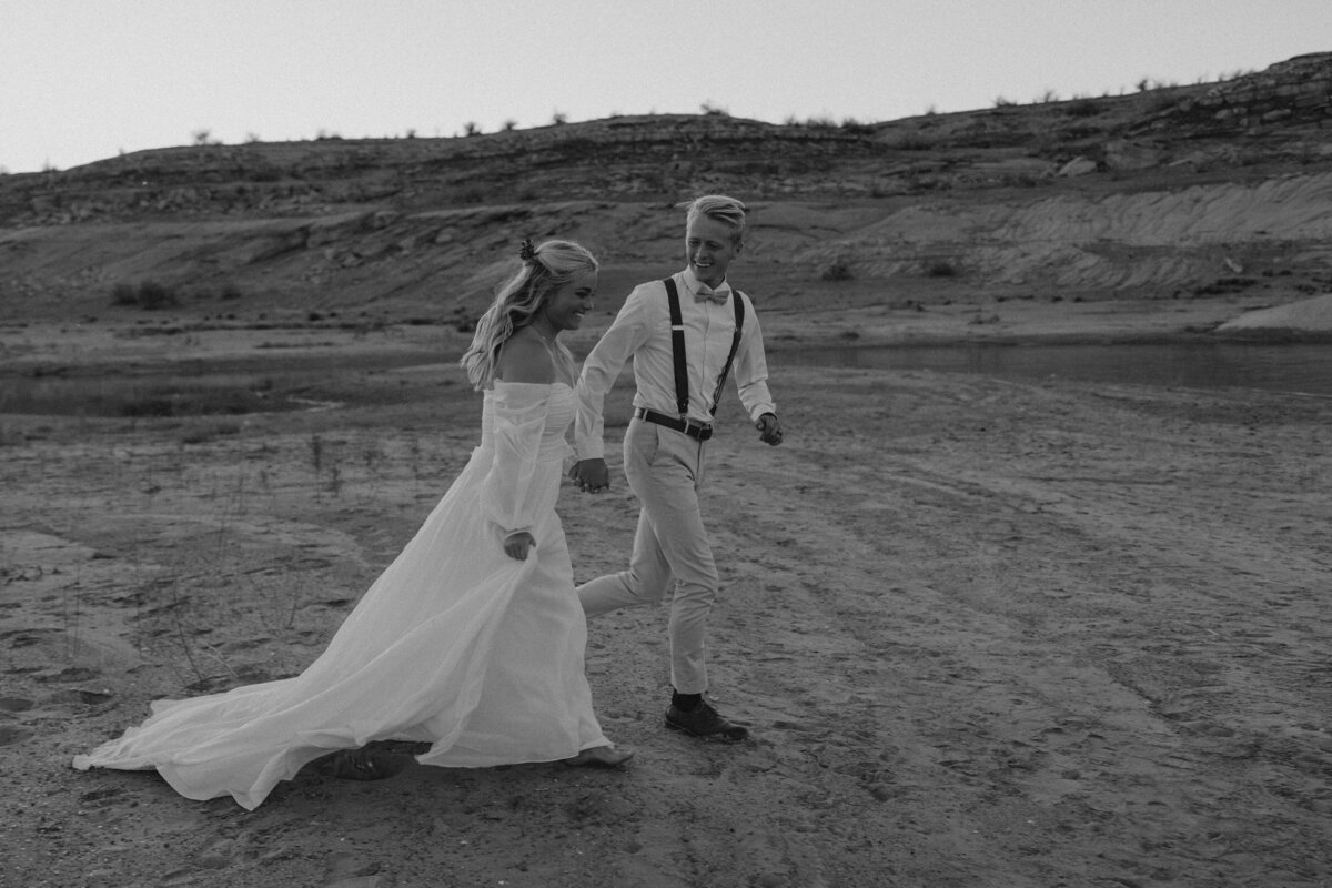 R + M _ Destination Wedding _ Lake Powell _ Utah-901