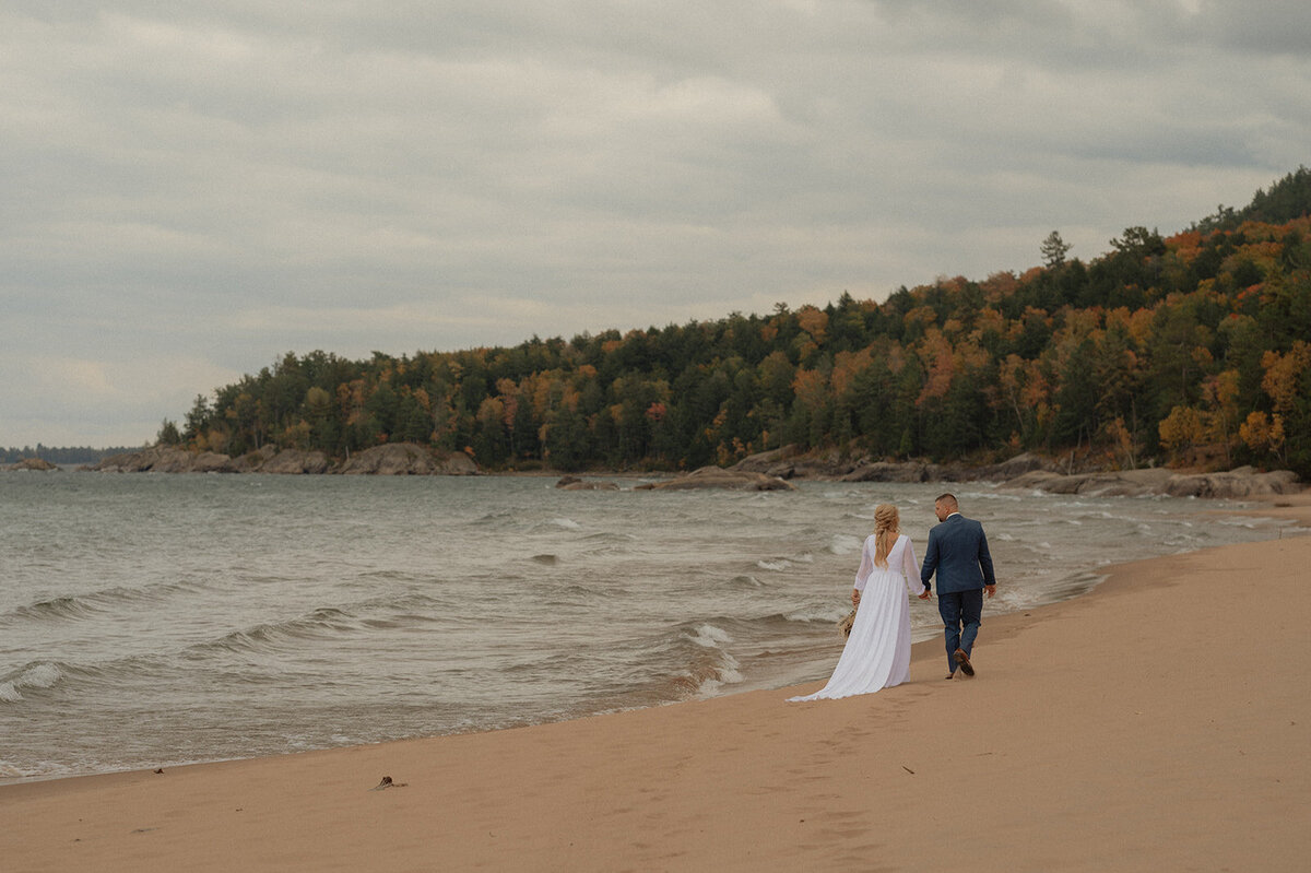 michigan hawaii elopement photographer