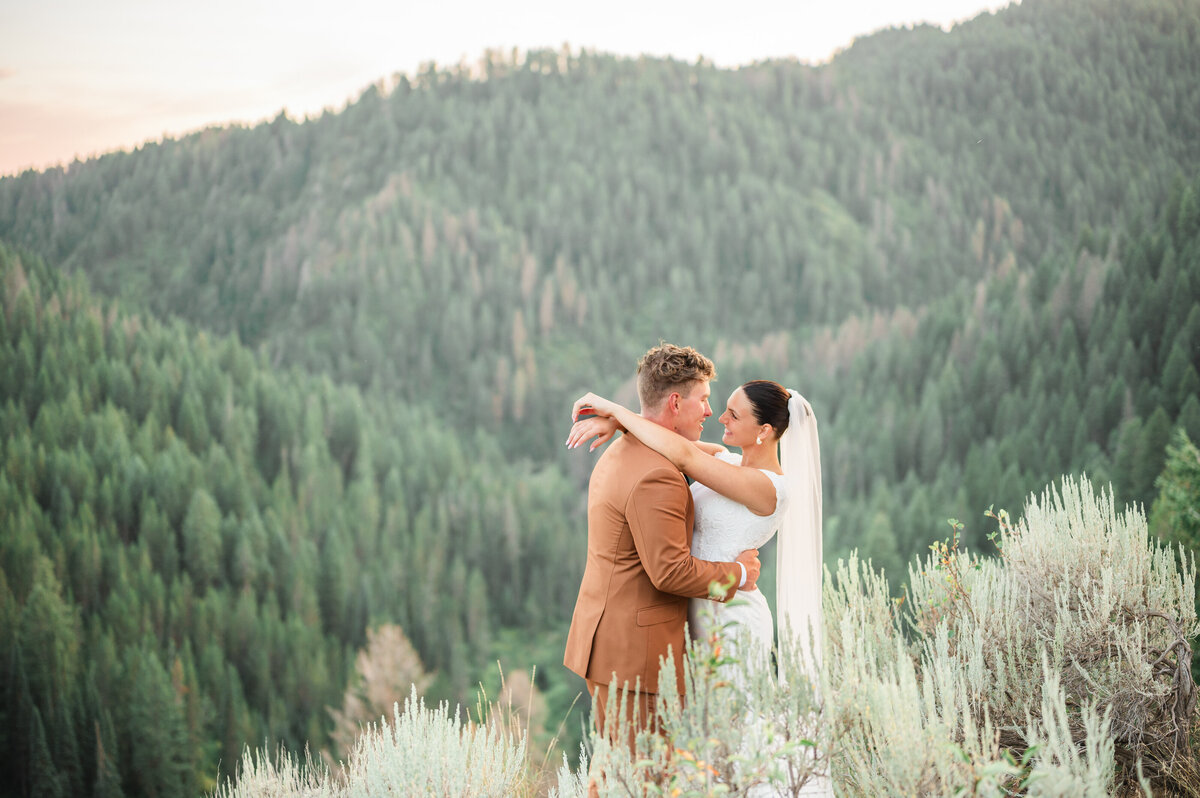 Ella & Kormic Bridals (207 of 300)