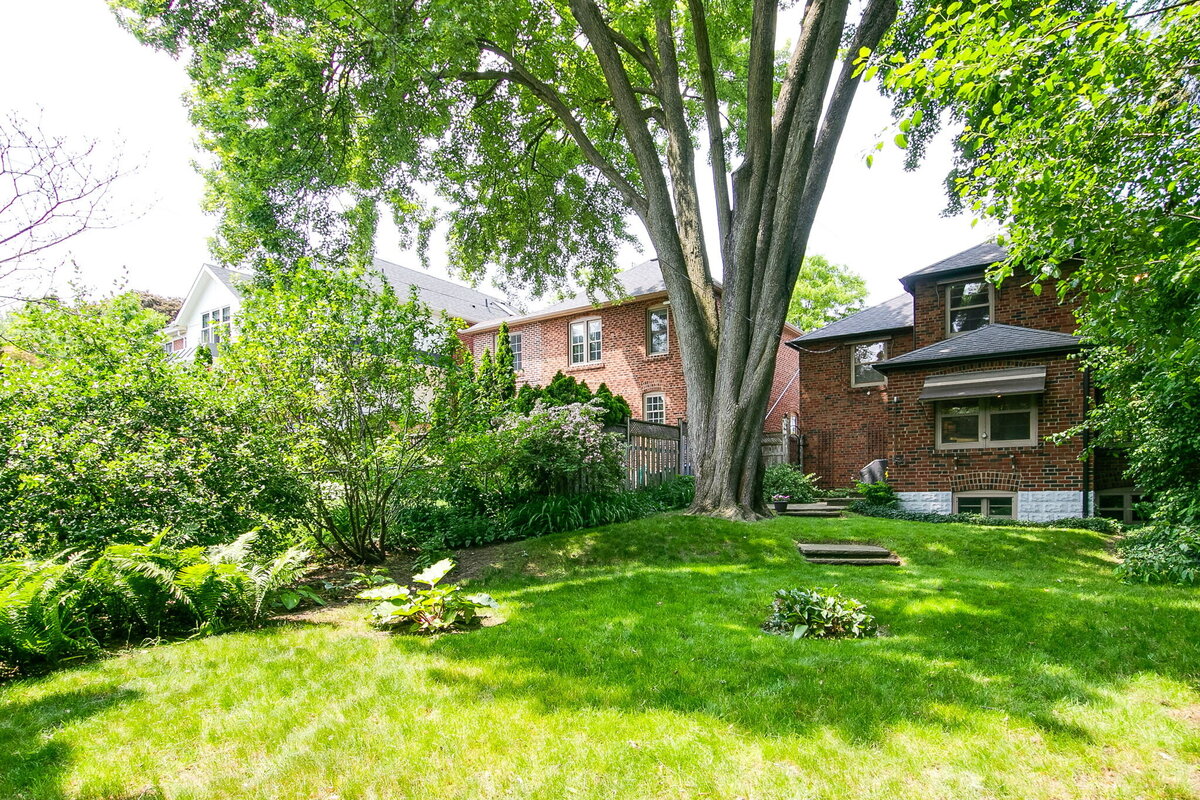 56-web-or-mls-74_006_Backyard
