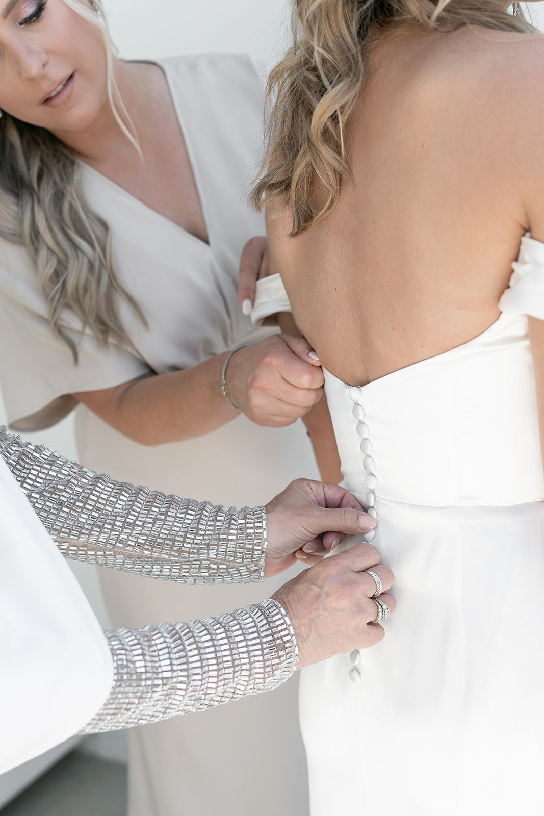 Hannah Malloy East Coast Wedding Photographer