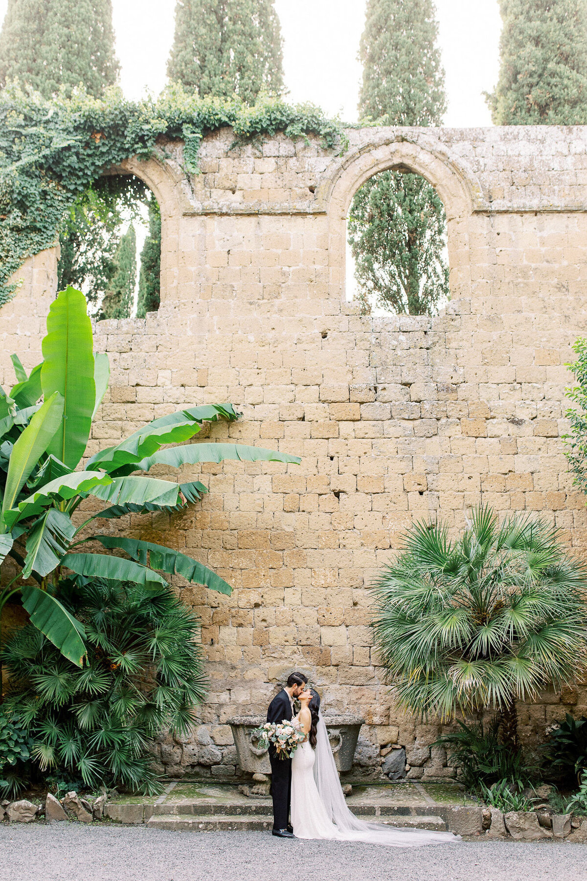 Maïlys Fortune Photography Husband Wife Wedding Weddings Photography France Switzerland Italy Timeless Dreamy Imagery Bilingual French English Destination Weddings Destination Wedding Provence French Riviera Paris Lake Como Tuscany97