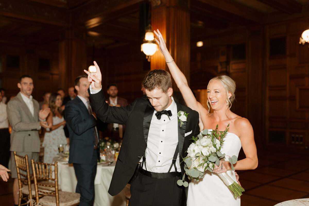 Indianapolis candid wedding photographer reception celebration