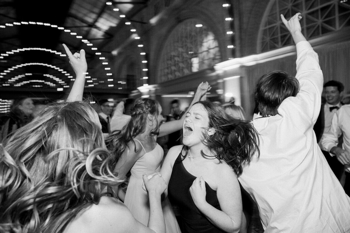 San-Francisco-Ferry-Building-wedding-planning-and-design-jacinda-weddings-and-events-40
