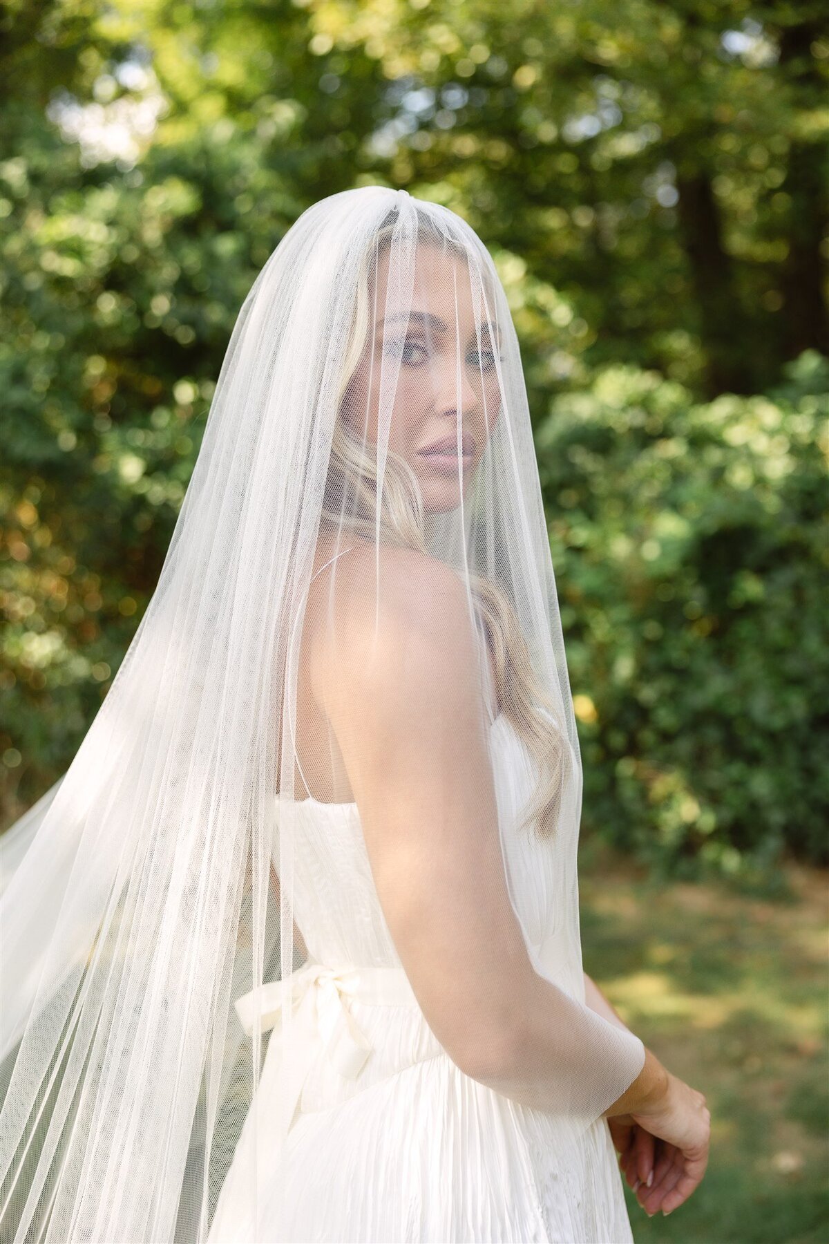 Caroline & Louis Wedding Previews-38