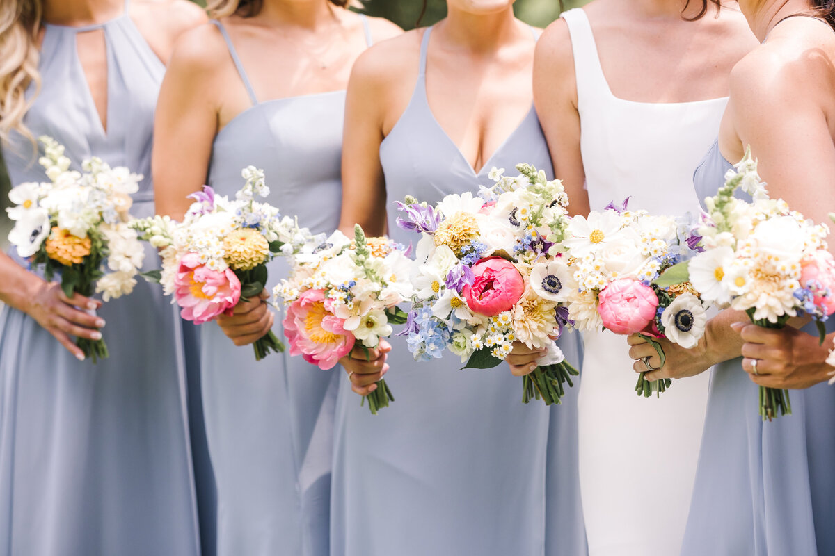 spring bouquets with peonies