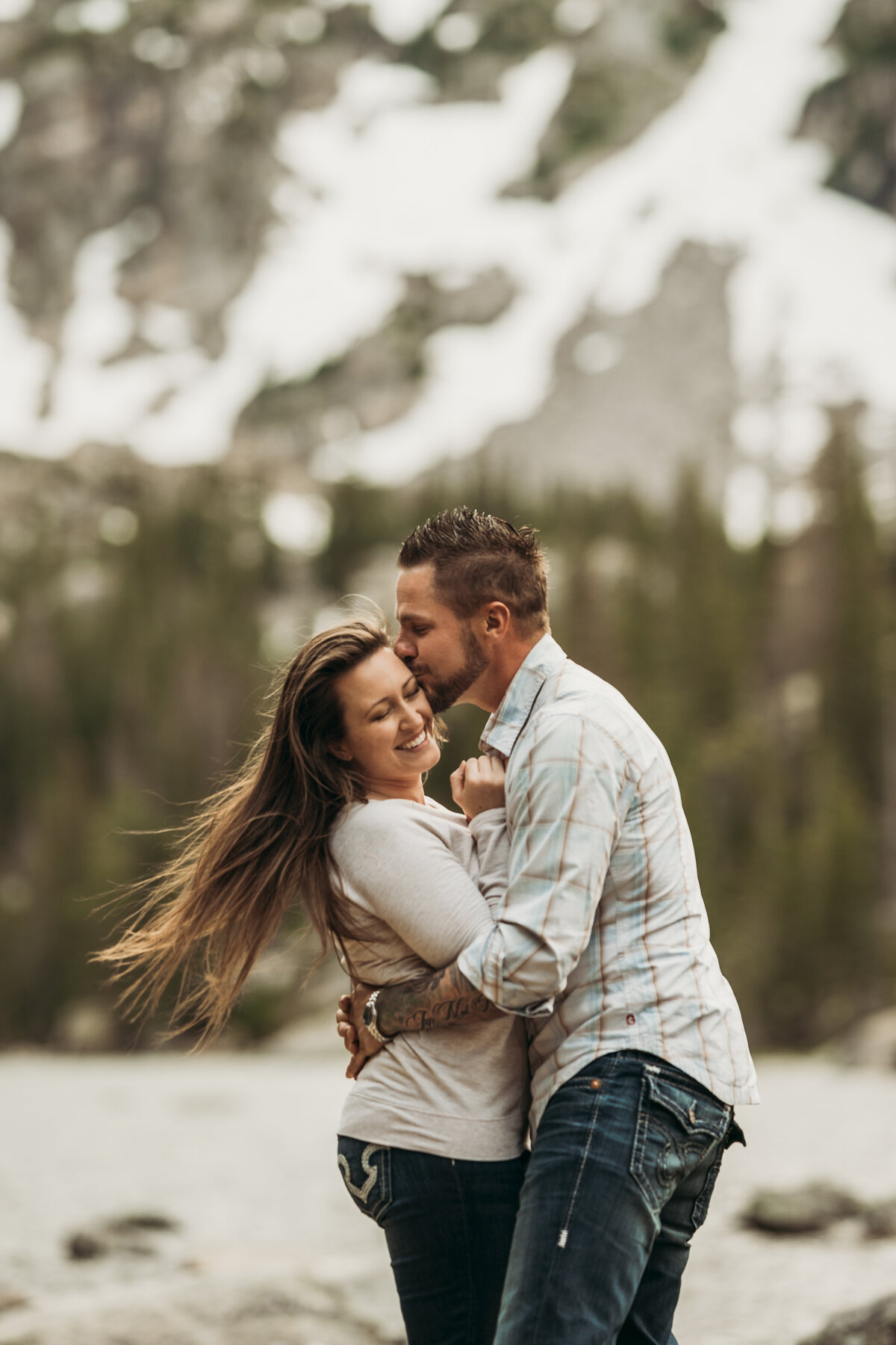 Rocky Mountain National Park Couple's Adventure Session 042