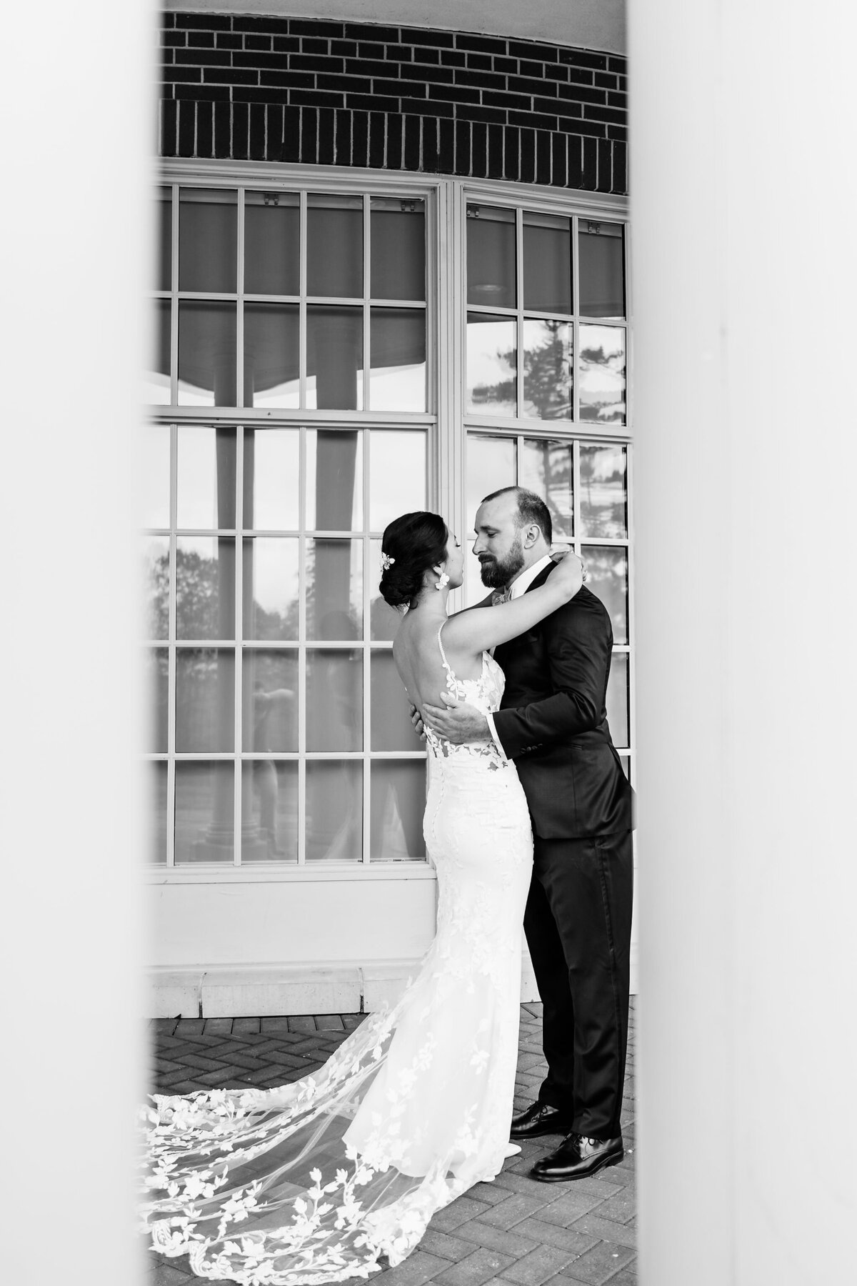 Hunt Club Wedding - Dylan and Sandra Photography -38