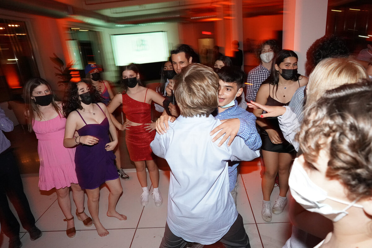 world's-best-Jewish-bat-mitzvah-photographer-kirsten-lewis-lb044