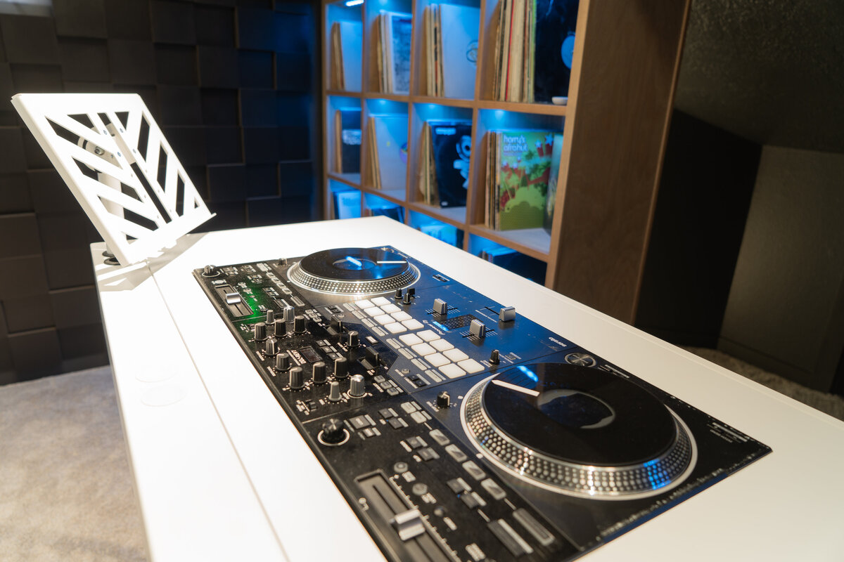 record turntable in white case