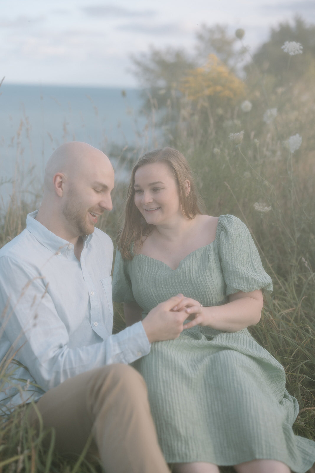milwaukee-lakeside-engagement-41