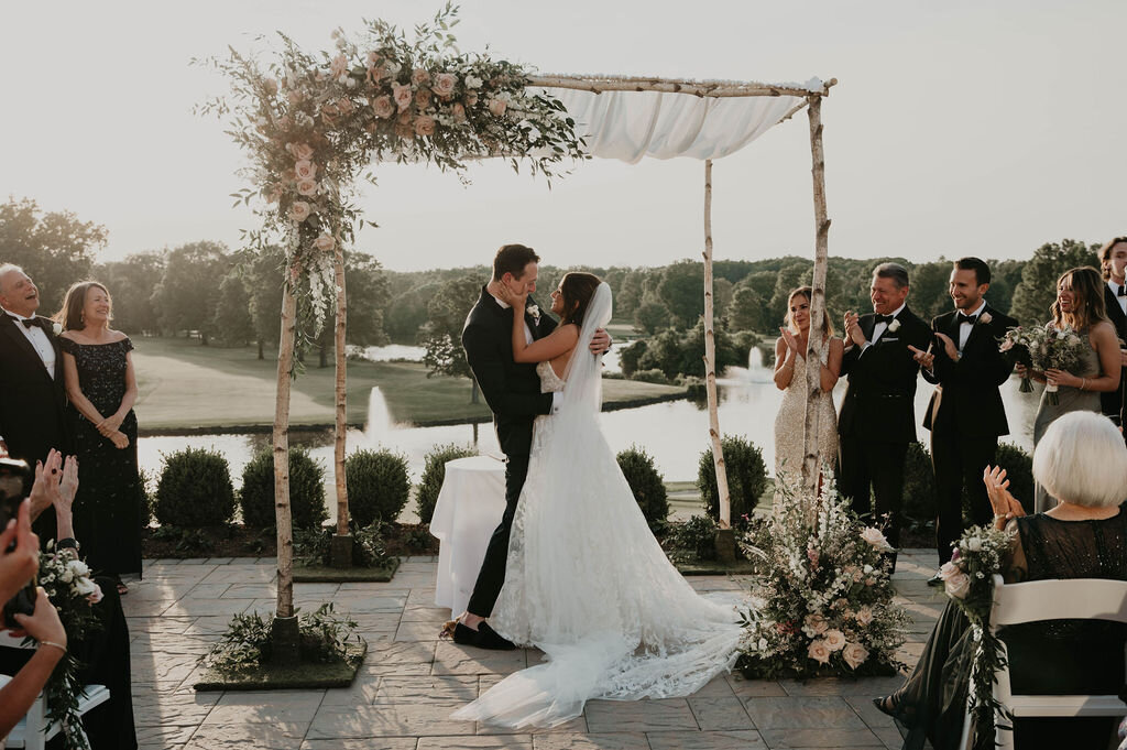 brooklake-country-club-outdoor-ceremony