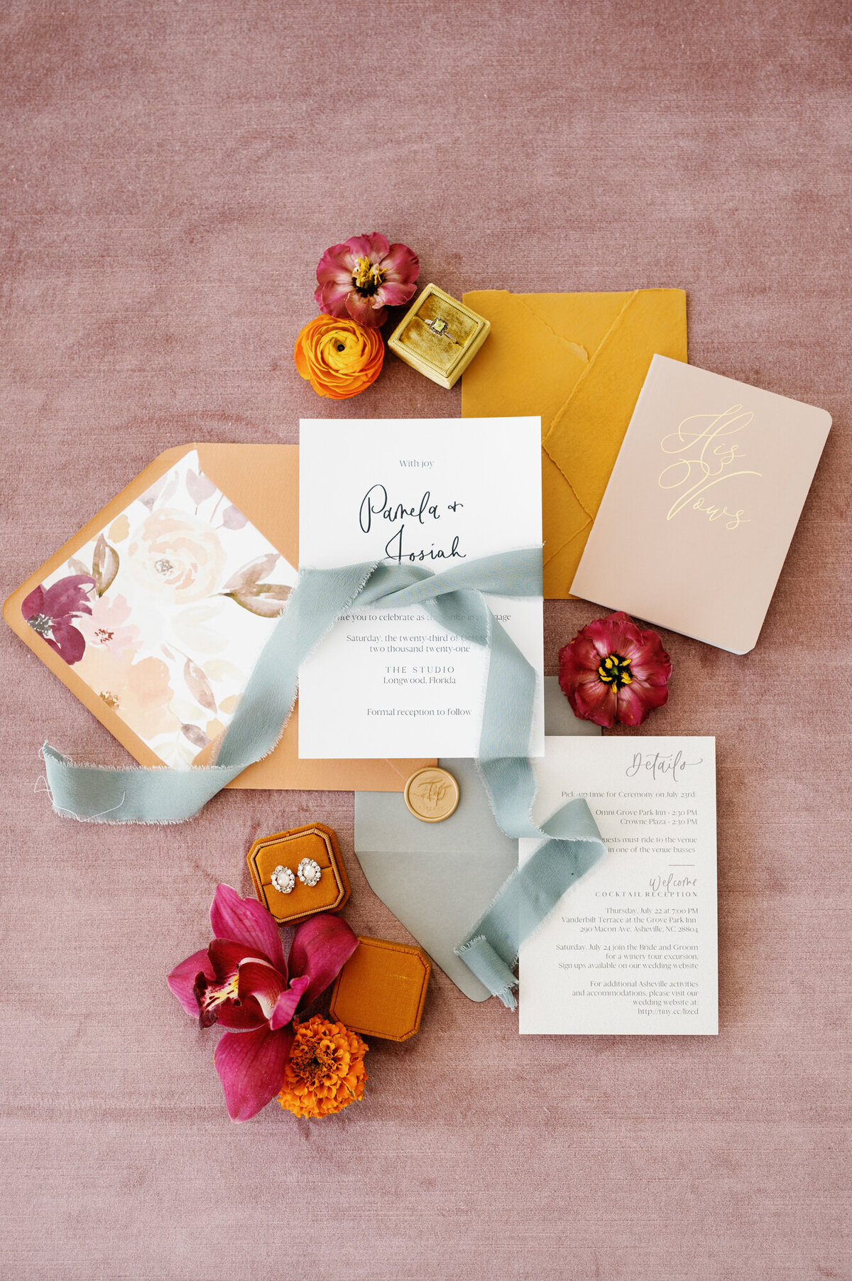 with_grace_and_gold_showit_theme_showit_themes_showit_template_showit_templates_showit_design_showit_designer_best103