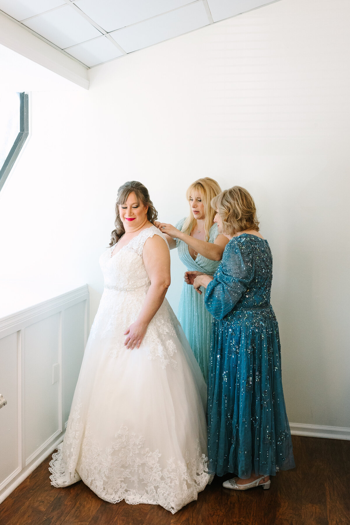 LAURA PEREZ PHOTOGRAPHY LLC EPPING FOREST YACHT CLUB WEDDINGS ADINA AND WES-30