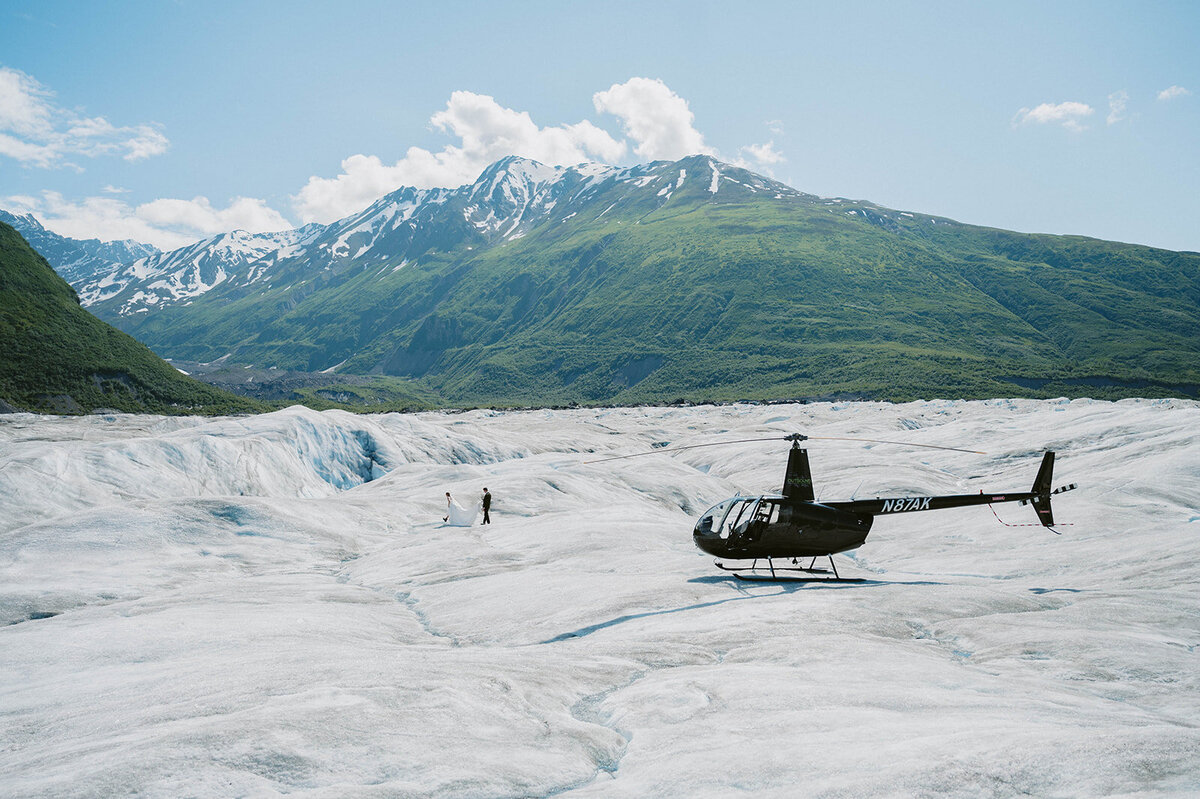 Couple walked by the helicopter