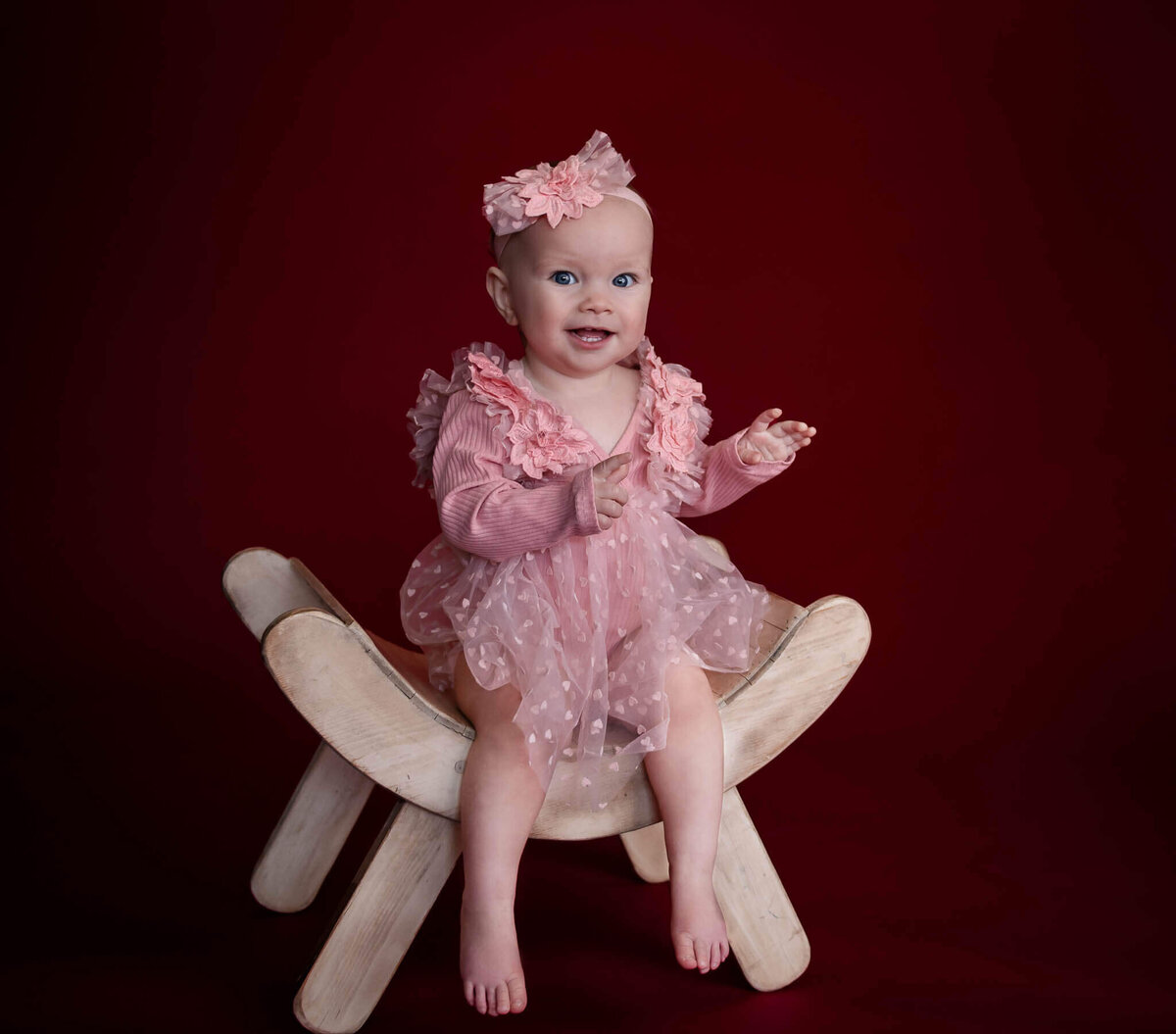 baby-photographer-studio-emerald-wi-alabaster-photos
