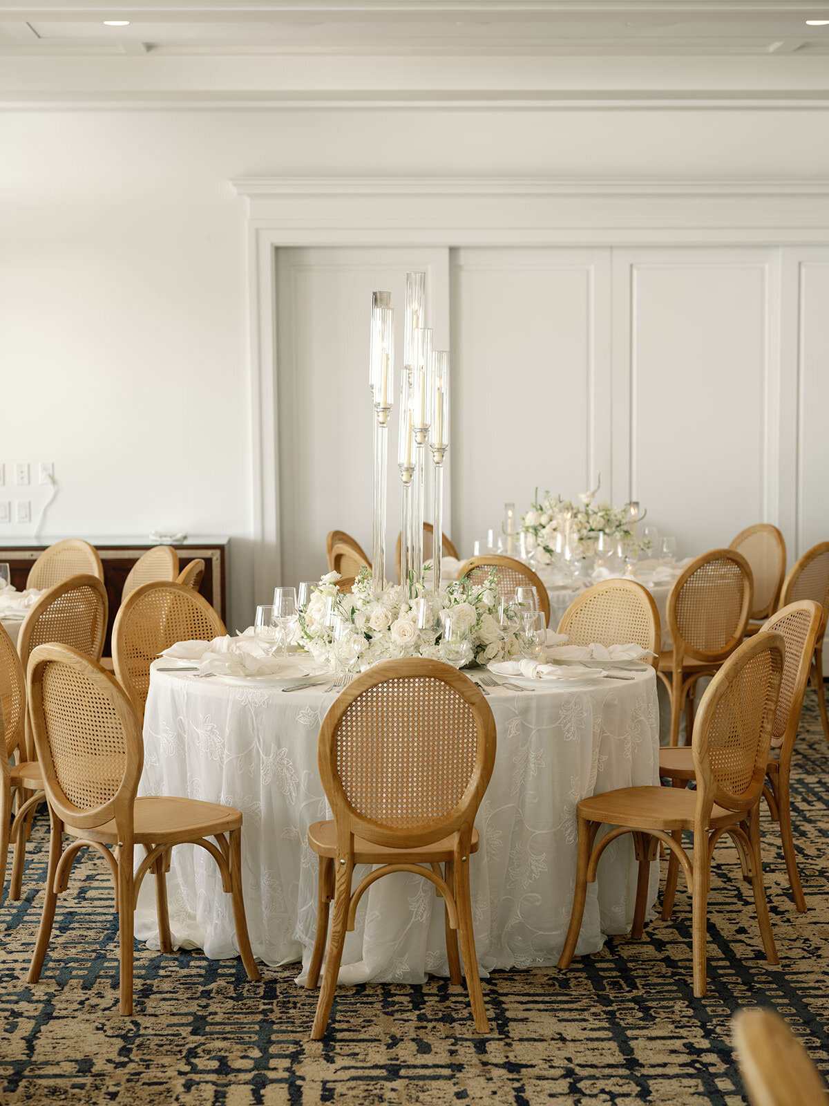 reception-table-setting-3GF-W