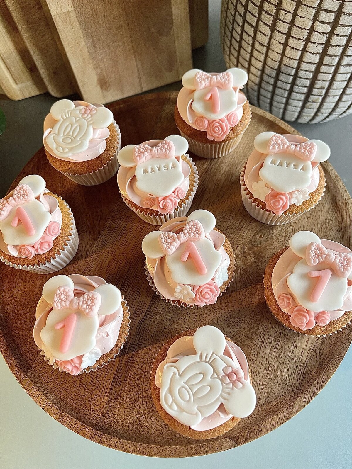 OLaLa Cakes & Cupcakes