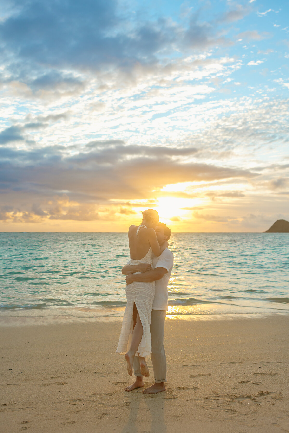Oahu Hawaii Honolulu Beach Engagement Photographer