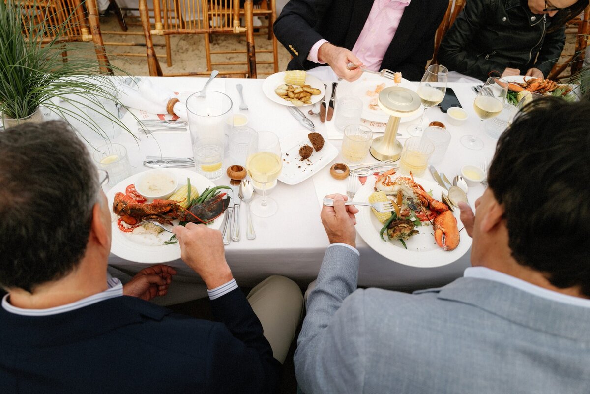 Wauwinet_Nantucket_Wedding_LevKuperman_022