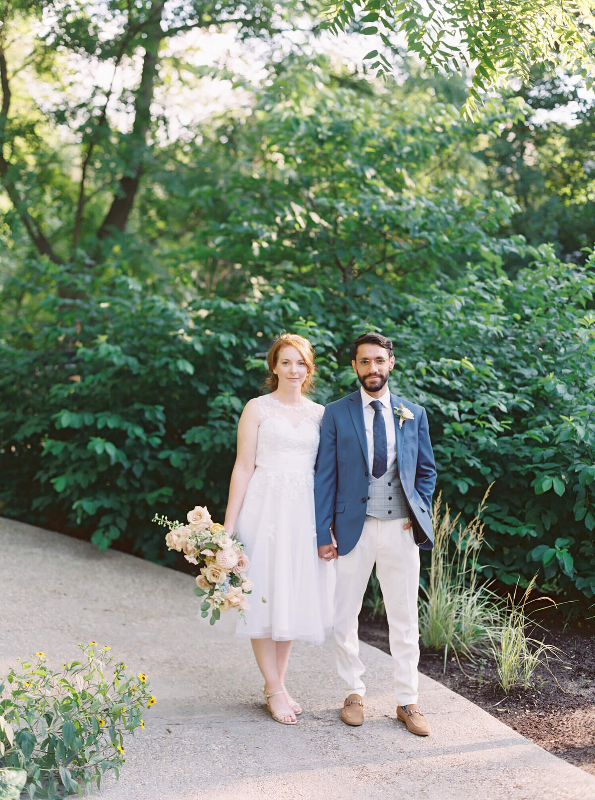 Intimate garden wedding(9)