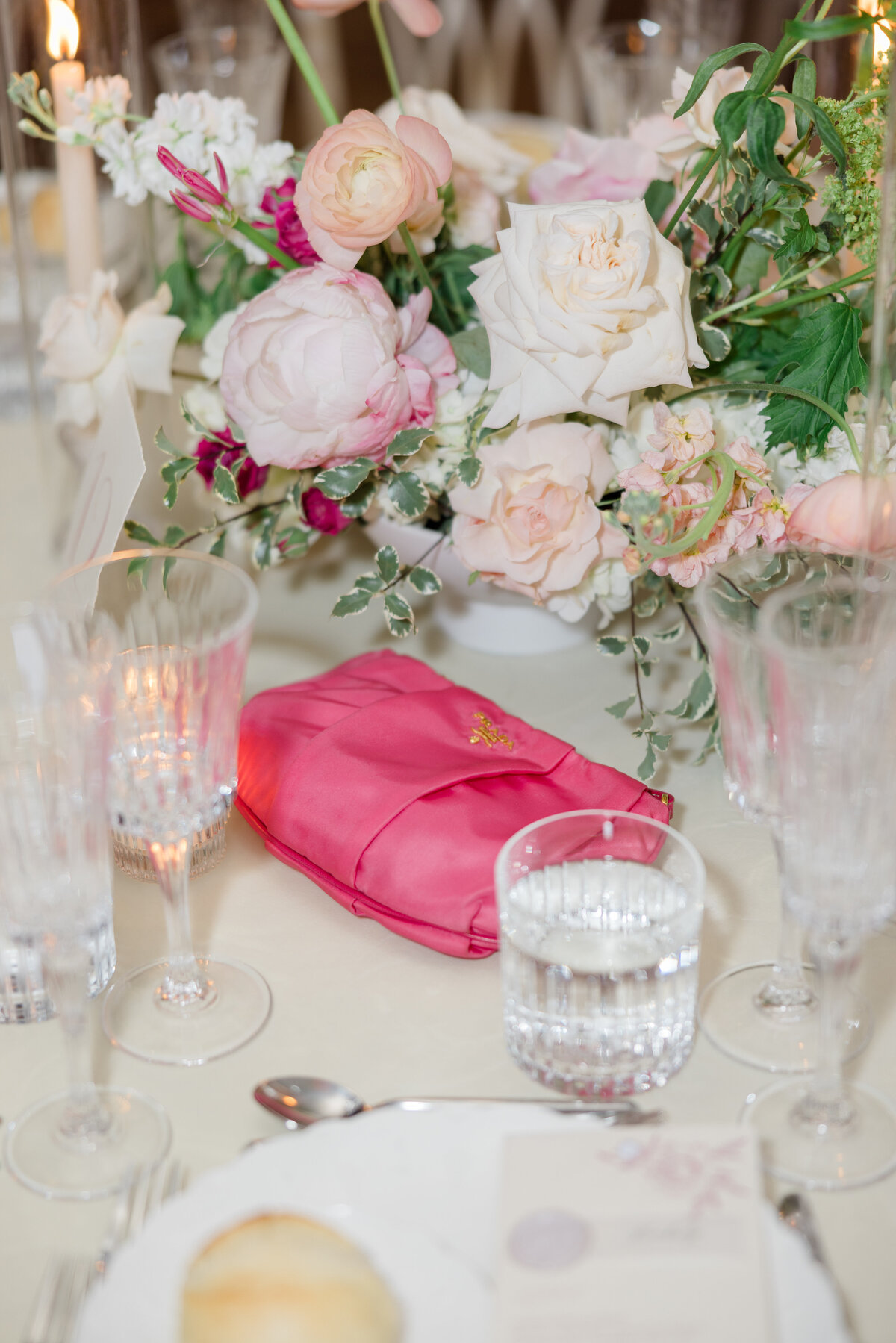 pink-wedding-details-at-temple-beth-el