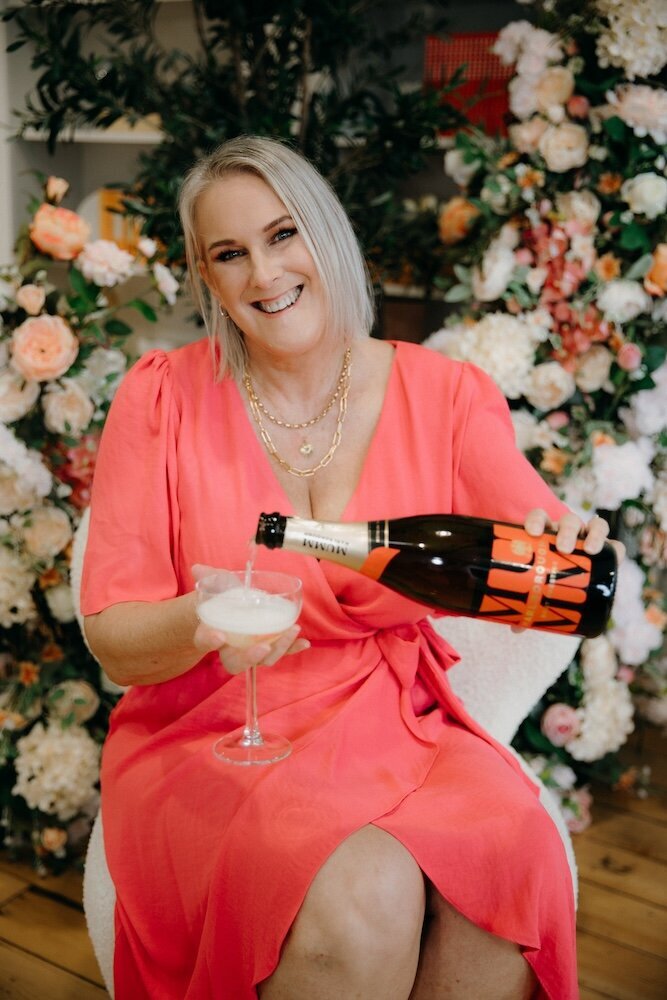 Fun, bubbly wedding celebrant Auckland creating personalised ceremony 