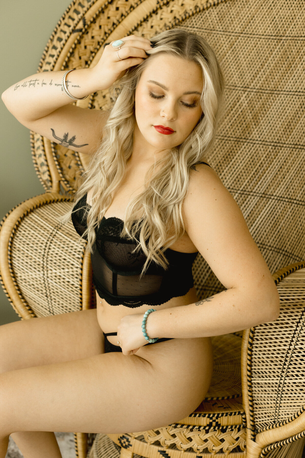 Boudoir Photography - Central Bend Oregon Photographer - Boudoir x Kristin-26