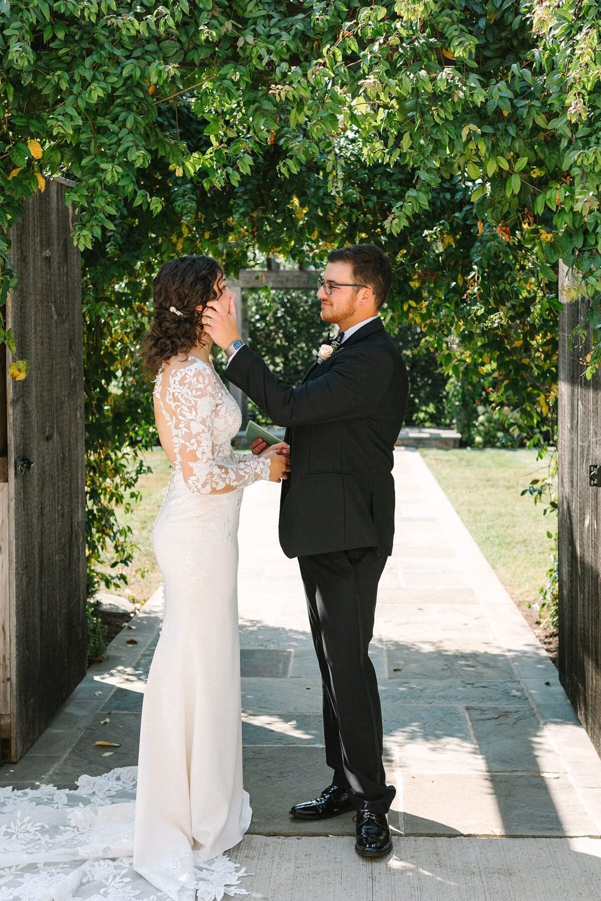 Bride and Groom Wedding Portaits Kelynn and Mathew Evansville Owensboro173