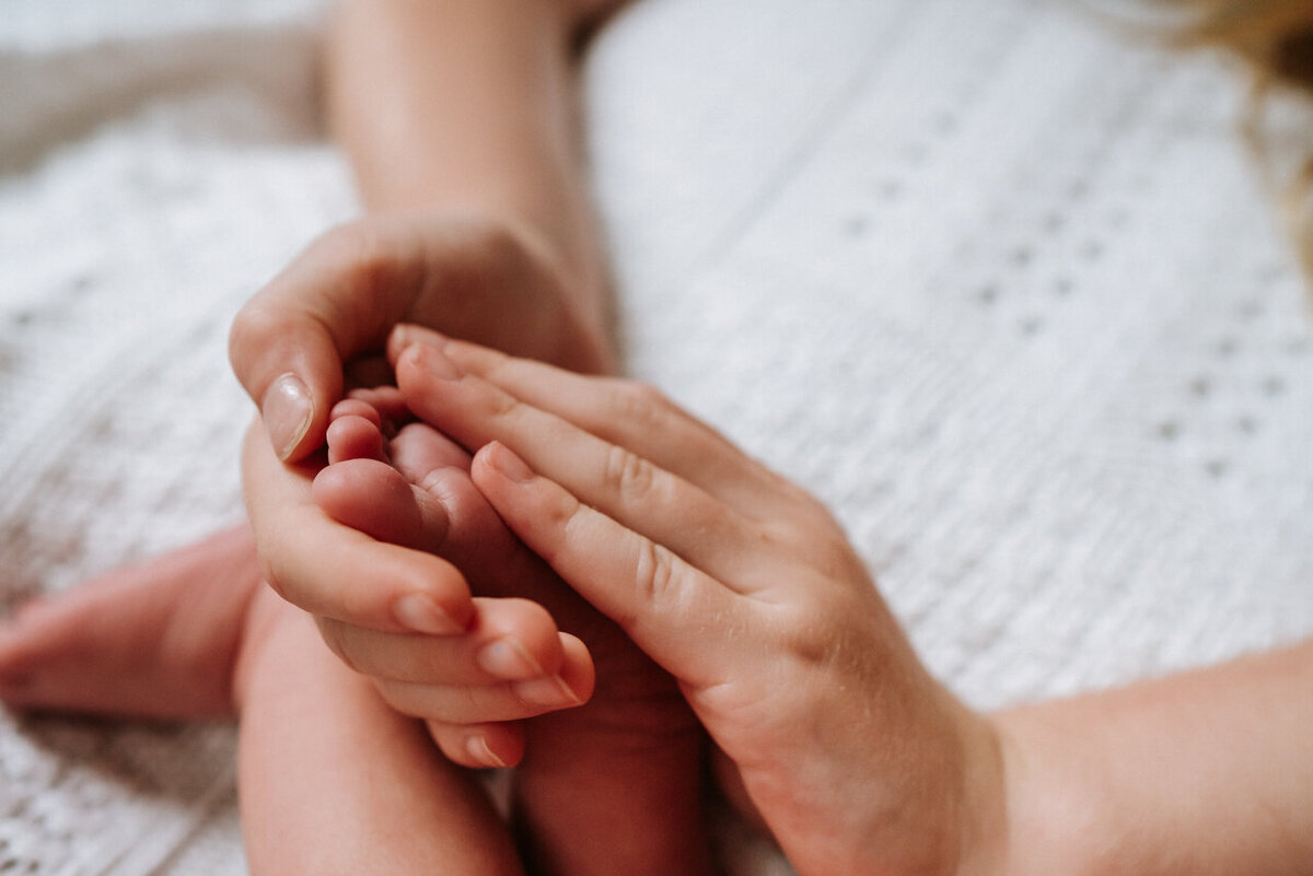 newborn-baby-photographer-home-shoot-zoecphotography-buckinghamshire-22
