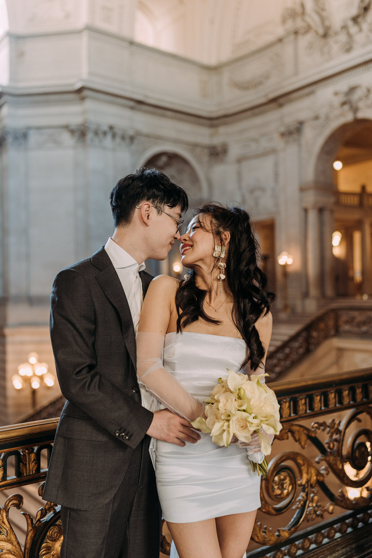 Joyce Li Photography Destination Wedding Elopement Engagement Lifestyle Portrait Photographer West Coast Seattle Washington California sfcityhallelopement-46