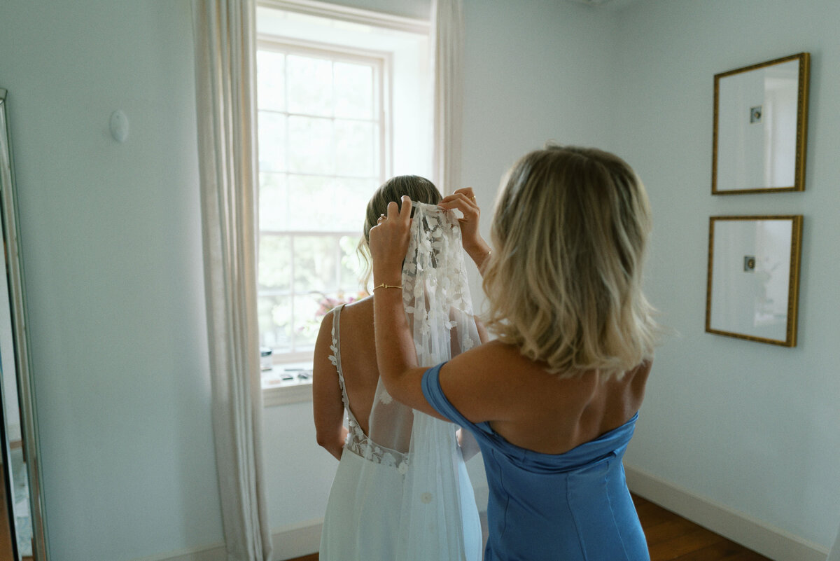 farm-at-eagles-ridge-lancaster-wedding-072