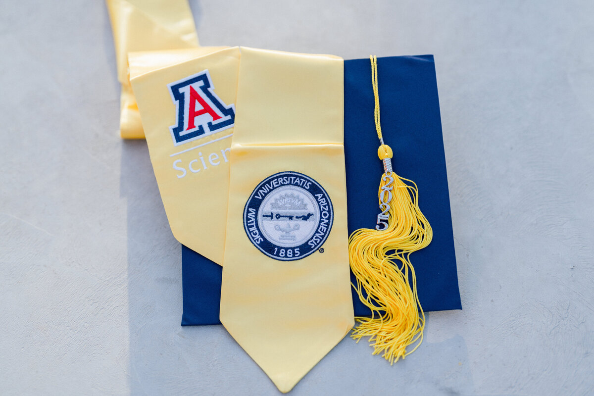 CoyGrad25_023