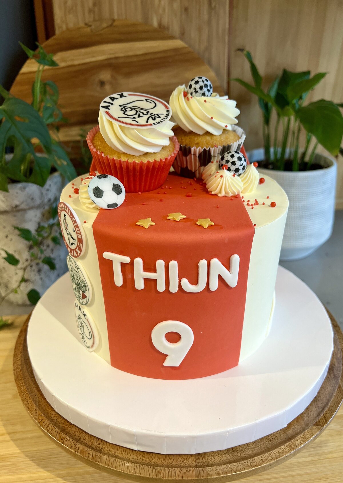 OLaLa Cakes & Cupcakes