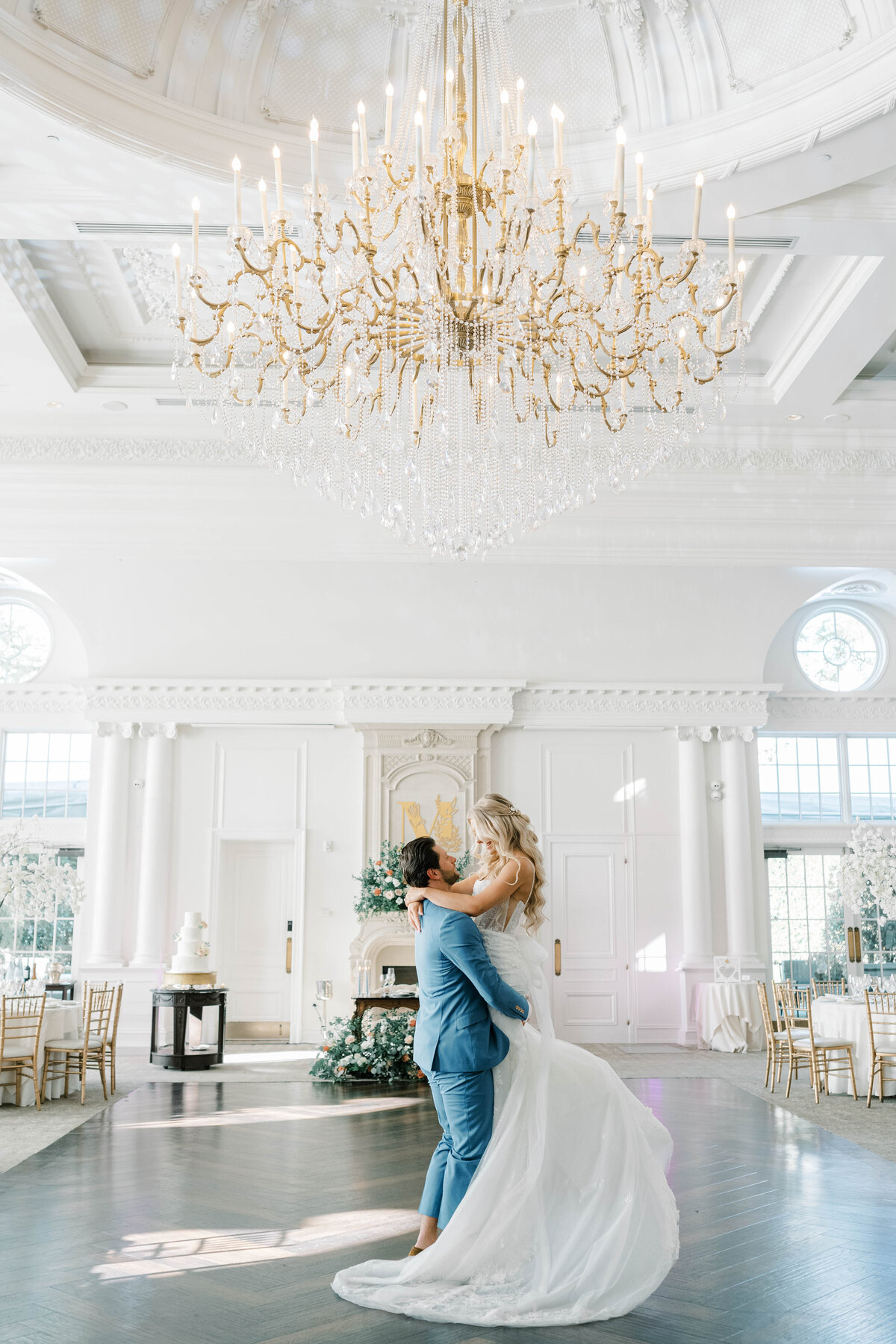 Caitlyn_and_Joe_Sneak_MTA-231