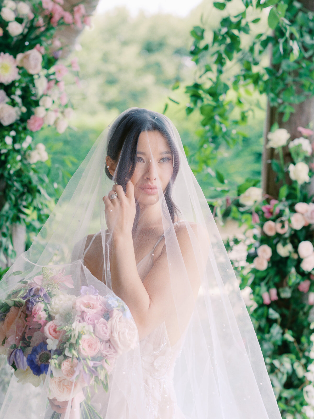 T&M_AMV_EridgeManor_WedDay-52