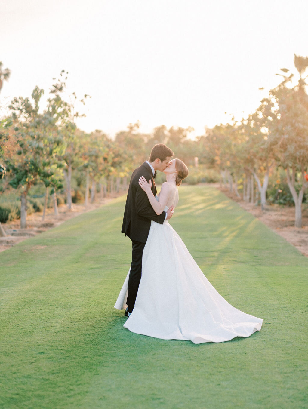 Zoe&Brody_FloraFarmsWedding_SneakPeek-104