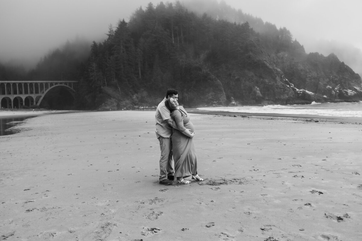 lmp-sadies-maternity-photos-oregon-coast-27