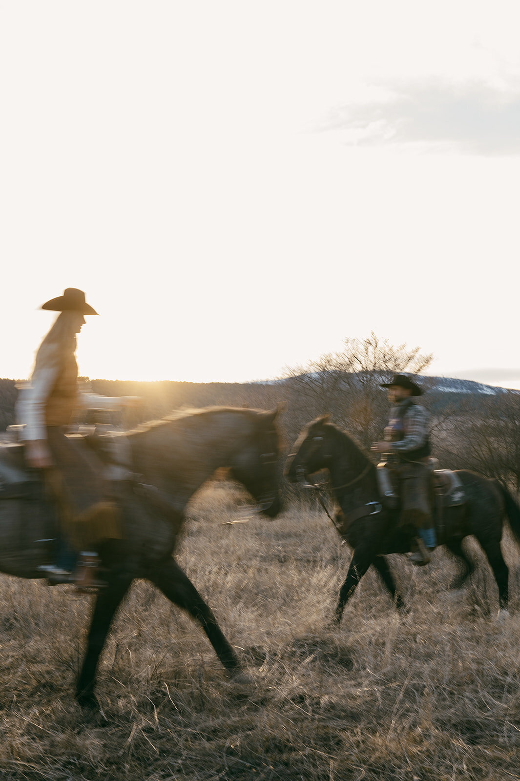 presley-gray-photo-montana-western-ranch-couples-photoshoot-2063