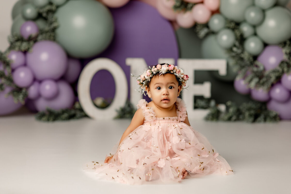 NWA cake smash photographer, milestone portrait session, baby birthday photoshoot Northwest Arkansas, best cake smash photography near me Fayetteville AR