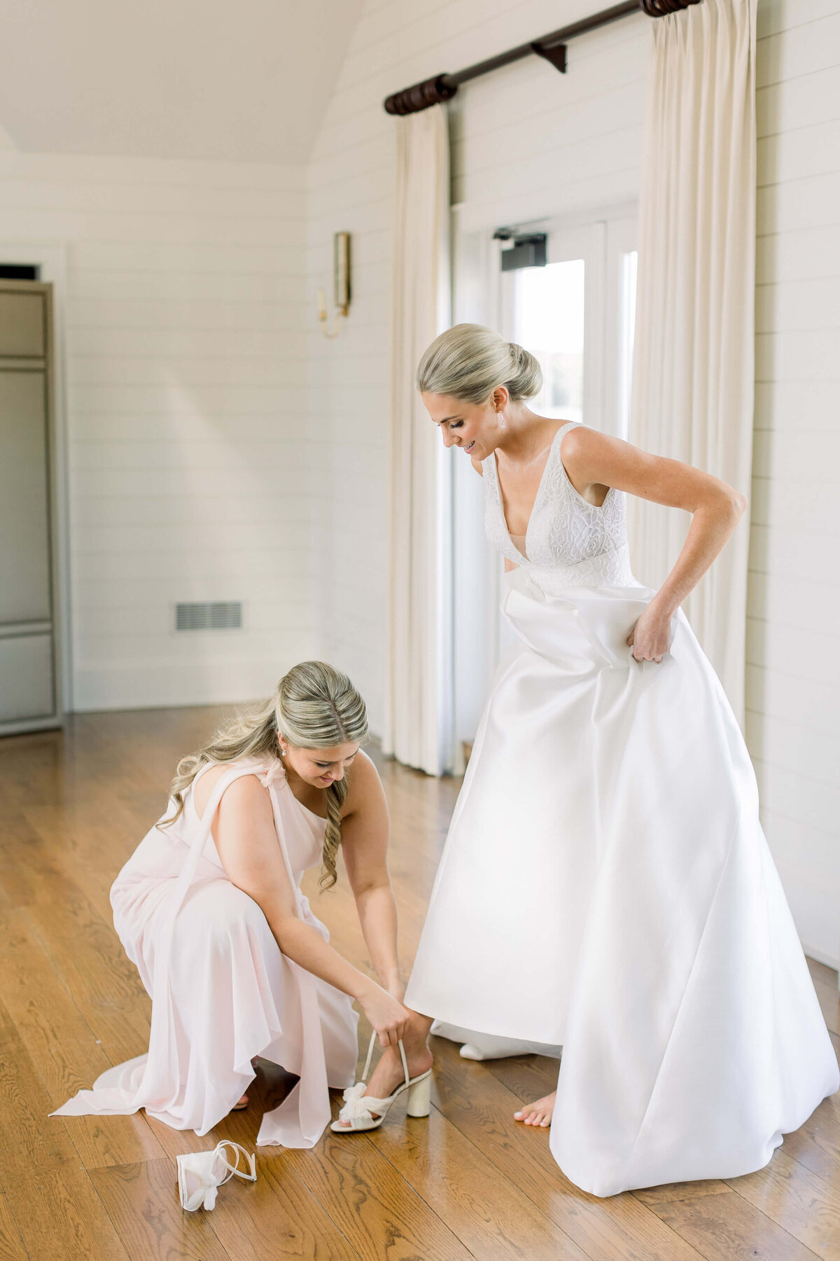 Peconic_Bay_Yacht_Club_Wedding_017
