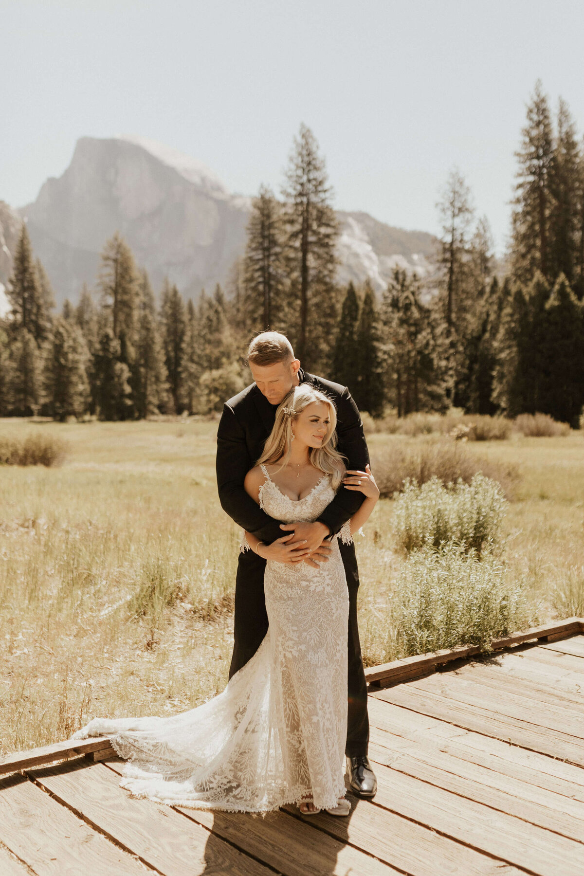 with-the-wandering-yosemite-valley-elopement-4