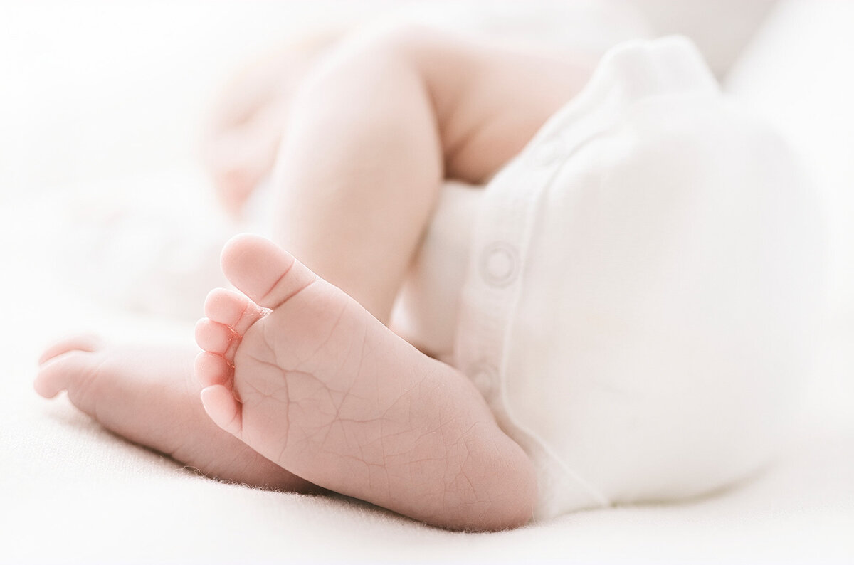 newborn baby feet