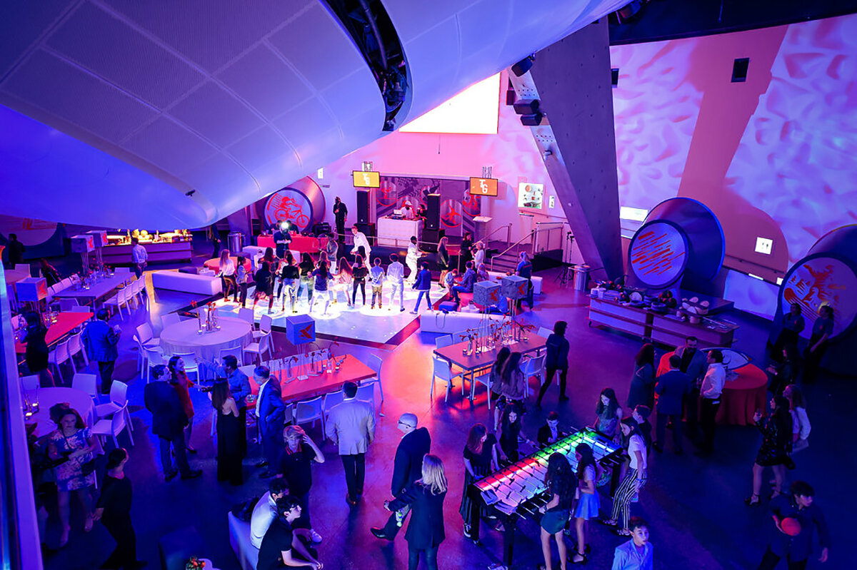 00023-extreme-sports-mitzvah-frost-museum-of-science-miami-chris-weinberg-events