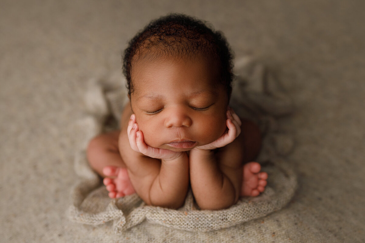 McDonough newborn photographer, Atlanta Newborn Photographer, Fayetteville newborn Photographer, Peachtree city newborn photographer, Hampton ga newborn photographer, marietta ga newborn photographer