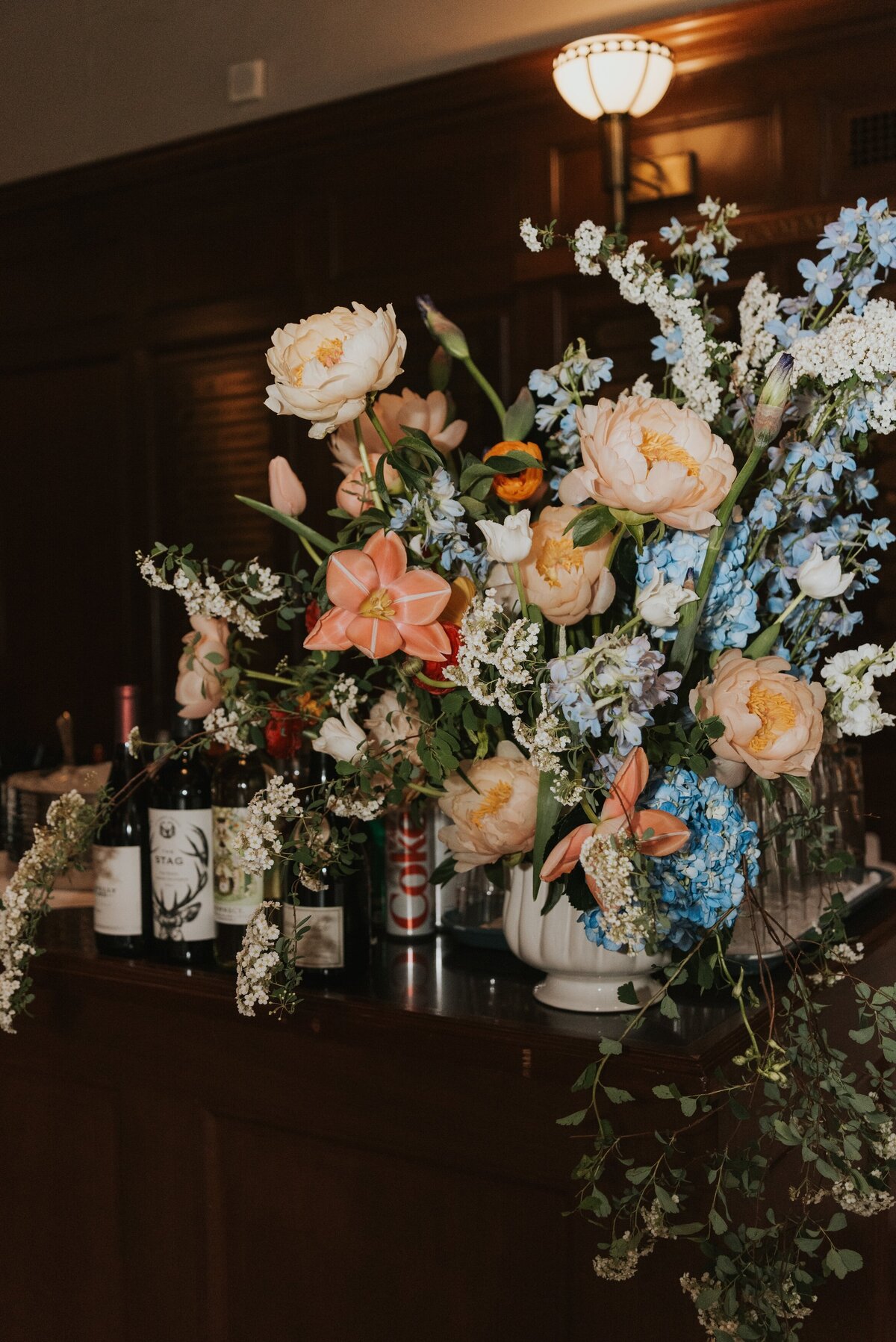 Faye-Fern-Creative-MariaBLung-Meg-Brandon-New-York-Athletic-Club-St-Patricks-Cathedral-Wedding-Cocktail-Hour-Details-15