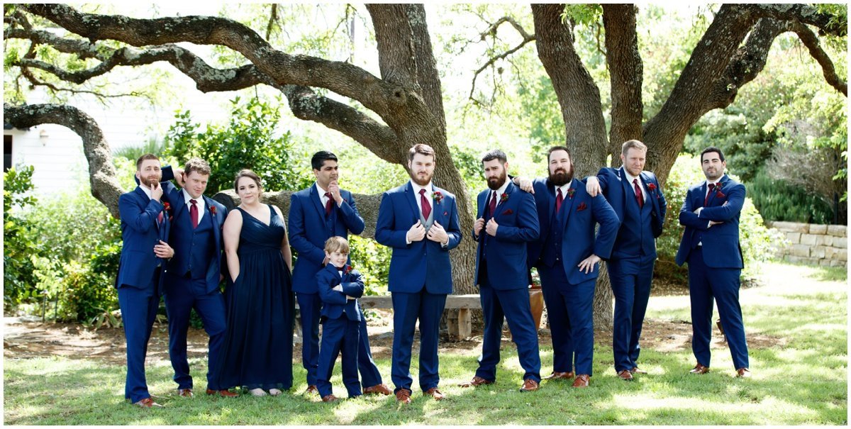 austin wedding photographer antebellum oaks wedding photographer groom groomsmen