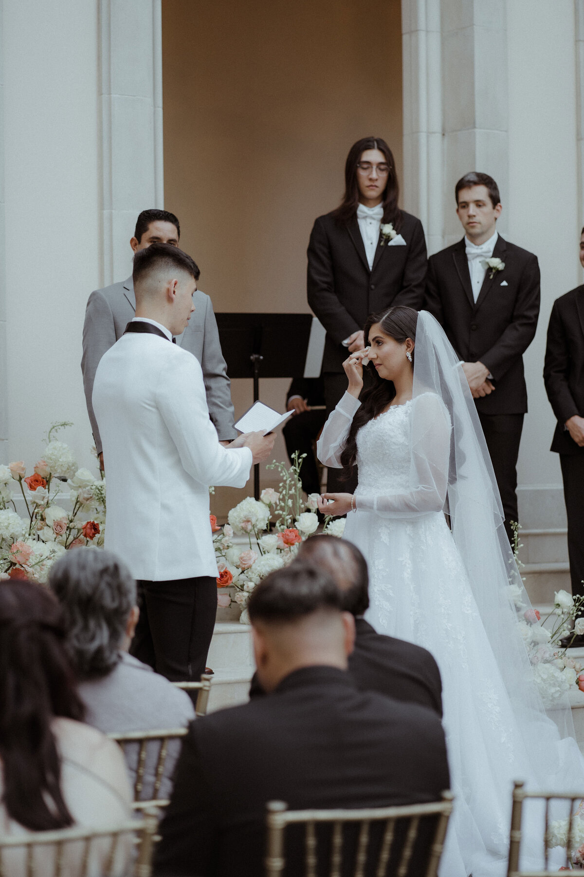 L&H_WED-220