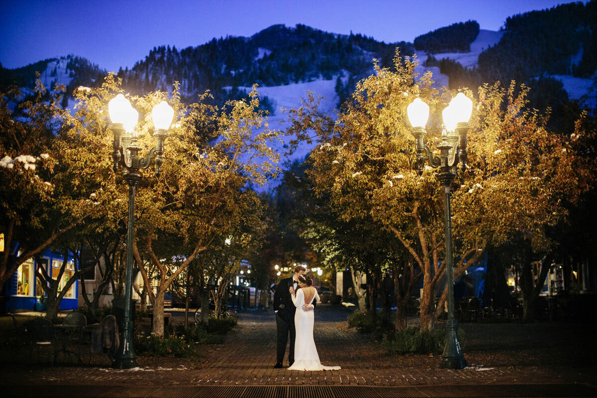 downtown-aspen-wedding-portrait