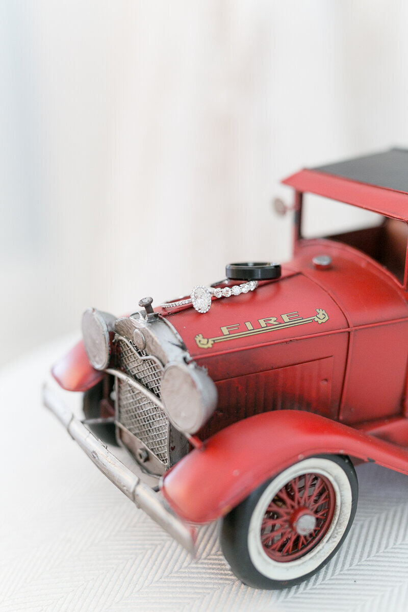 Kelsey & Jon Cypress Grove Estate House wedding | Orlando Wedding Photographer Amalie Orrange Photography | Cypress Grove Estate House Wedding_-5